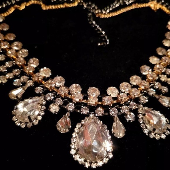 Diamanté Designer Oval Pendant Crystal Choker - Picture 3 of 5